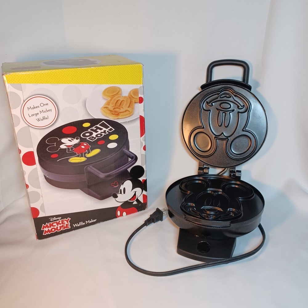 Disney DCM-32 Mickey Mouse Waffle Maker - Black Oh Boy!! Pre-owned With Box